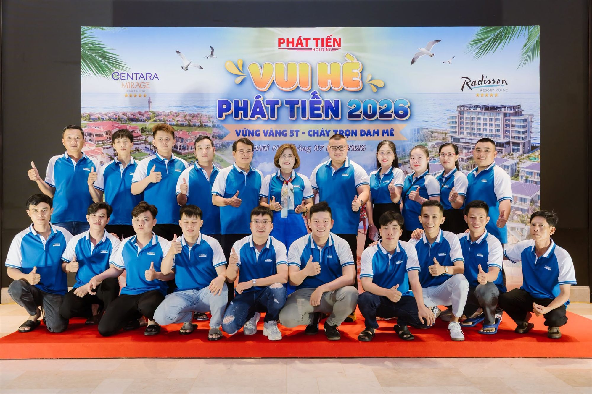 Đại gia đình Phát Tiến tại Mũi Né