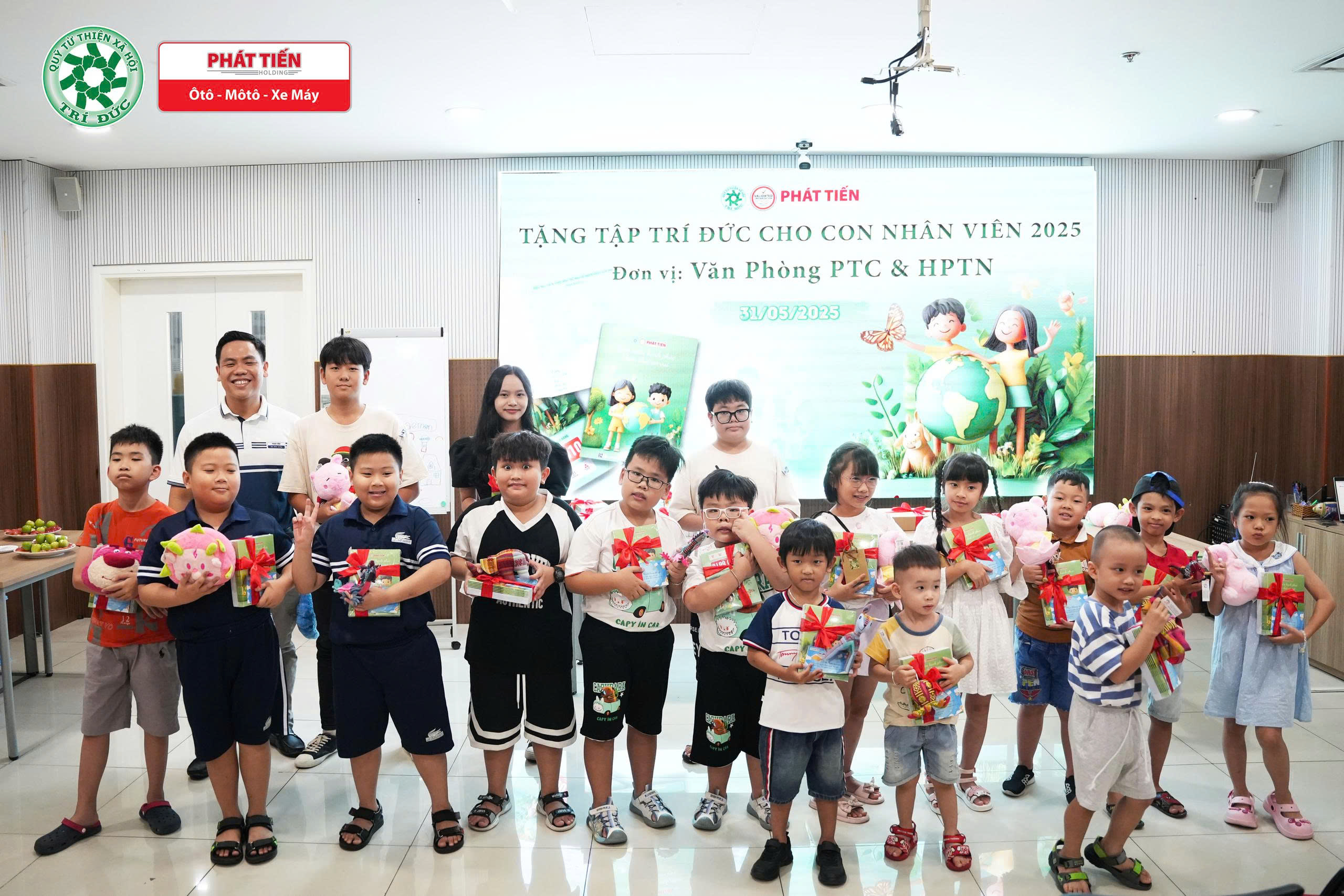 PHÁT TIẾN HOLDING – TRAO NIỀM VUI, GỬI YÊU THƯƠNG ĐẾN THẾ HỆ TƯƠNG LAI