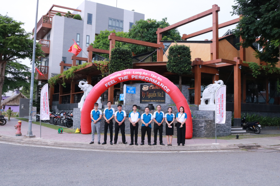 FEEL THE PERFORMANCE TẠI VY NGUYỄN COFFEE – HÀNH TRÌNH TRẢI NGHIỆM ĐẦY CẢM XÚC CÙNG HONDA